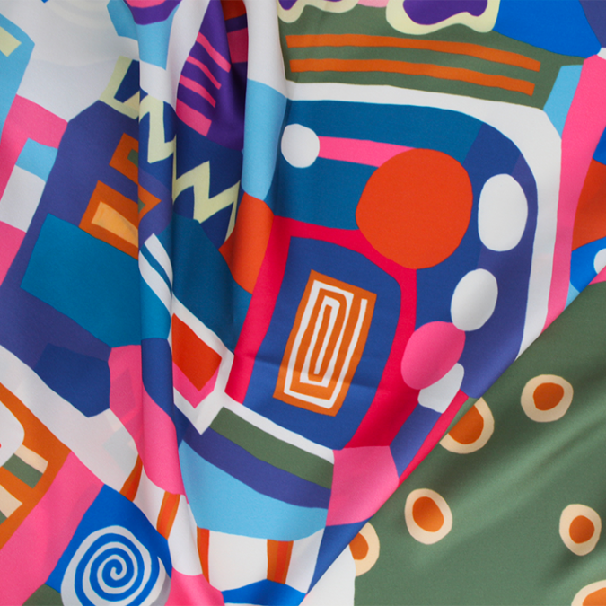 Grand carré de soie susanna