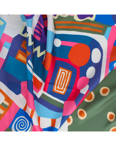 Grand carré de soie susanna