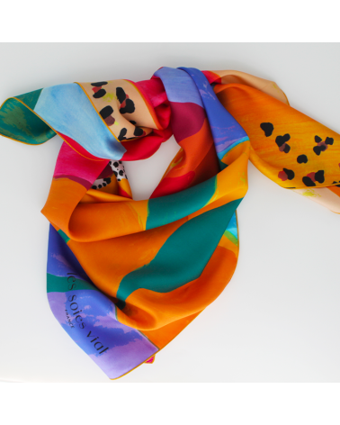 foulard en soie rouge