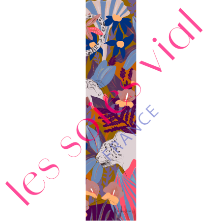 écharpe en soie motif fauve