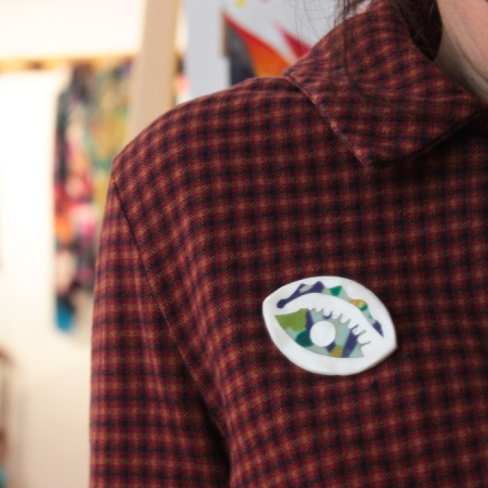 broche oeil verte porcelaine