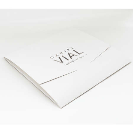 Livré dans sa pochette cadeau