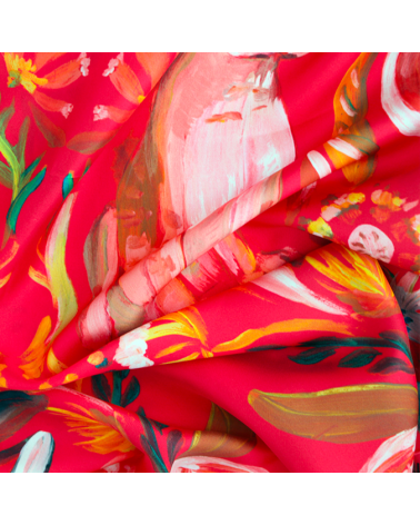 grand carré de soie rouge