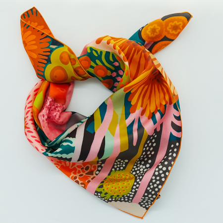 foulard en soie fleurs vertes